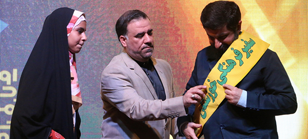 گزارش تصویری / حضور استاندار خوزستان در مراسم اختتامیه اولین جشنواره تئاتر اهواز